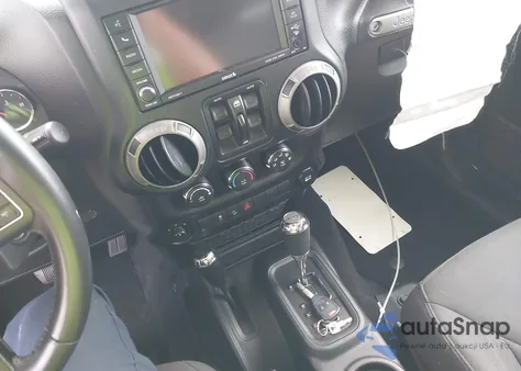 2017 Jeep Wrangler Unlimited Sport 4X4 from USA, damaged, VIN 1C4BJWDG3HL701299